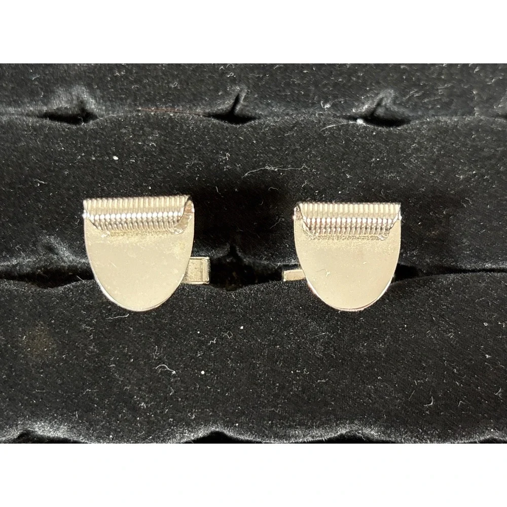 Vintage Kalbe Silver Tone Ribbed Shield Toggle Back Cufflinks Mens MCM Accessory